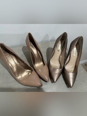 BCBG + Guess Pointed Toe Heels Bundle Size 6 Nude & Gold